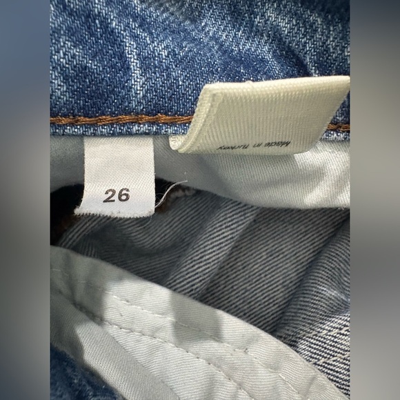 Reformation Shasta destroyed jeans cropped 25” mid wash size 26 - Picture 6 of 11